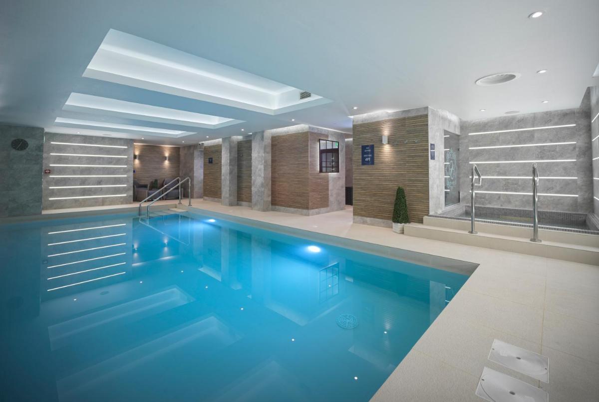 Hotel Sheraton - Housity