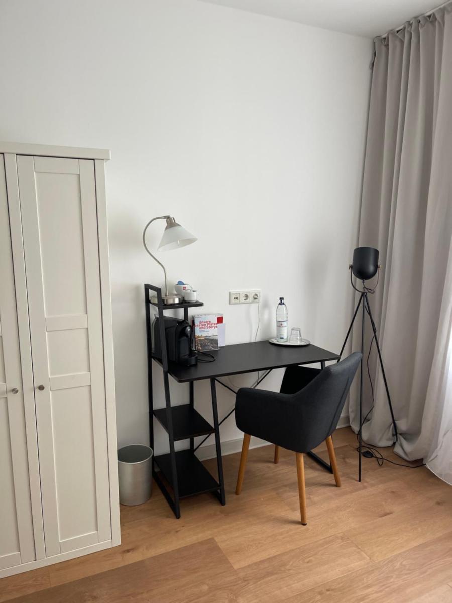 MAX Hotel Düsseldorf Self-Check-in - Housity