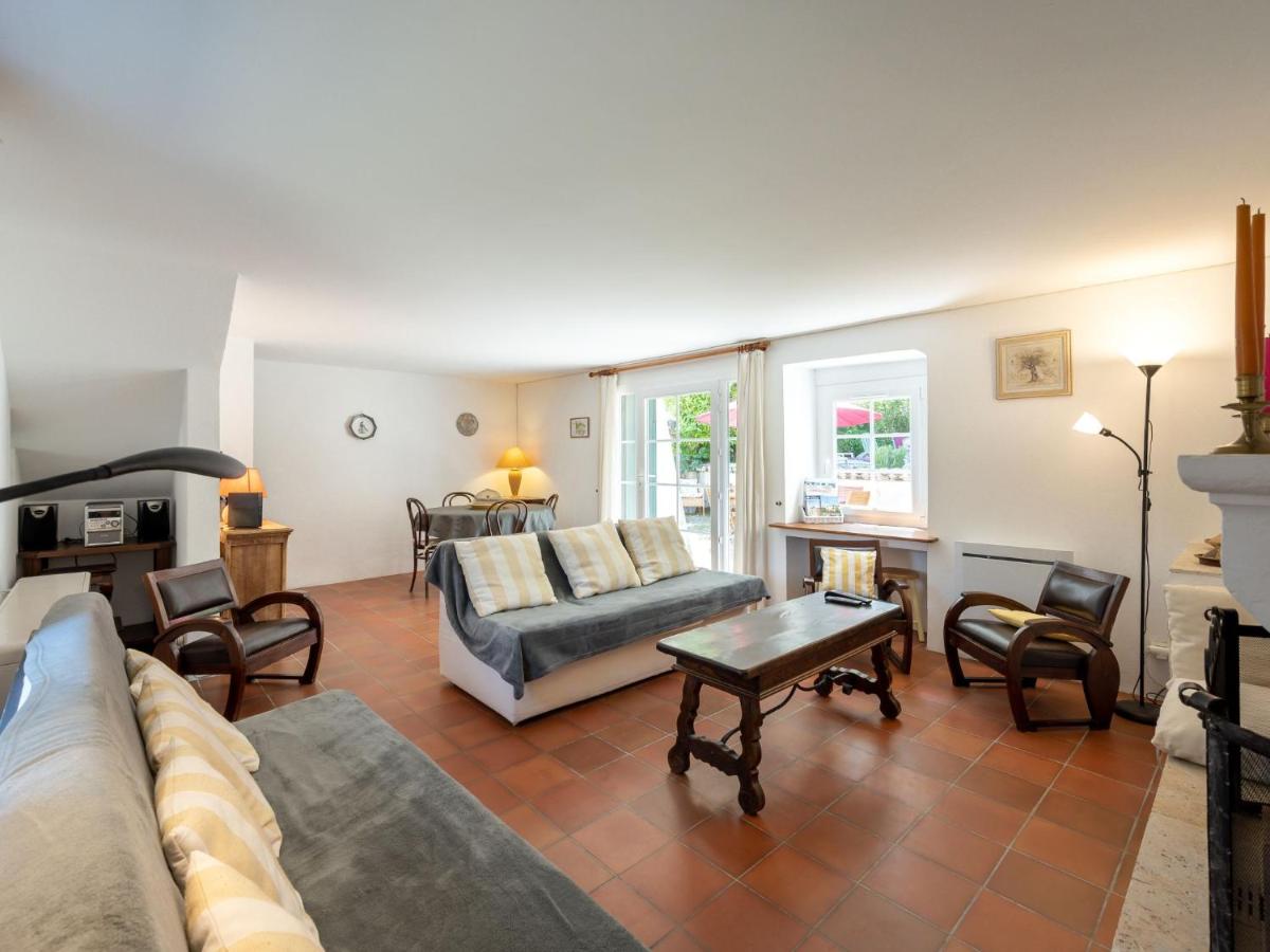 Holiday Home La Chambaillarde - DLF120 by Interhome - Housity