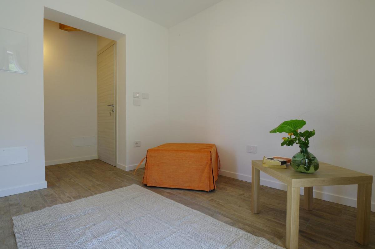 Péstrofa - Housity