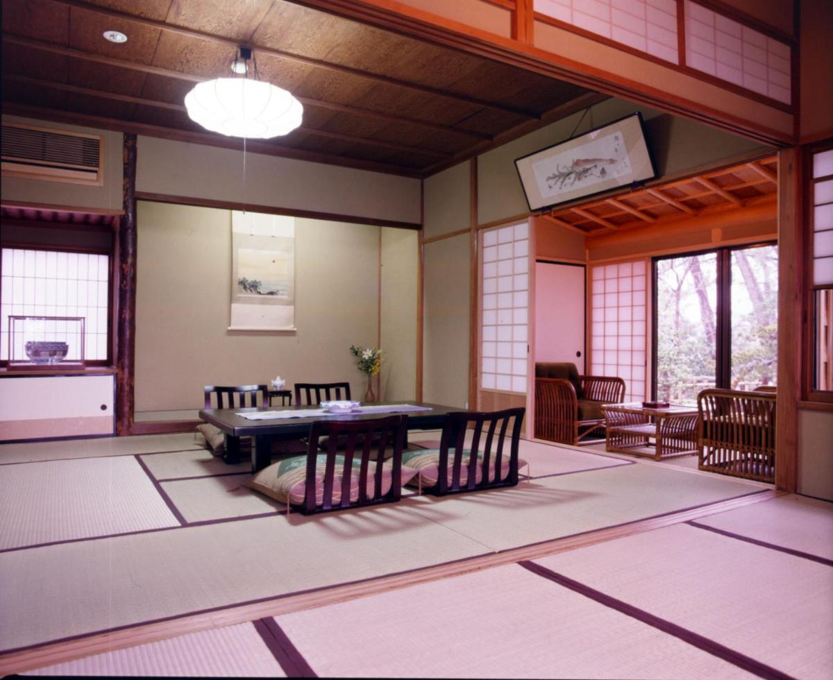 Itsuura Kanko Hotel - Housity
