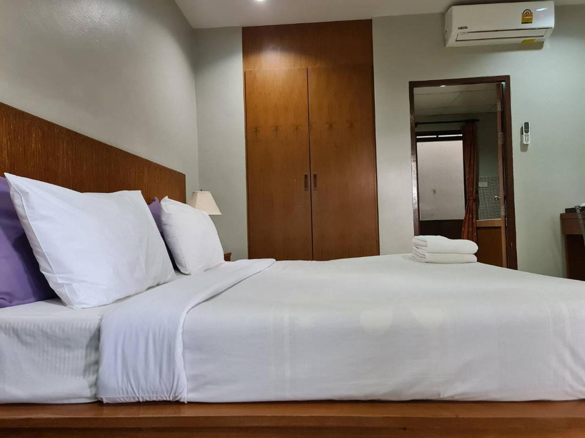 ก้านกล้วยแมนชั่น Gankluy Mansion - Housity