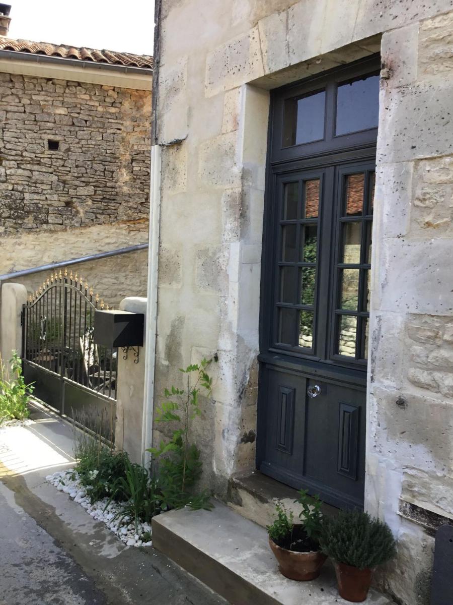 La Cour Blanche - Housity