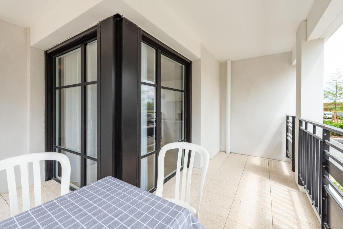 Loggia Disneyland Bmyguest - Hizvo