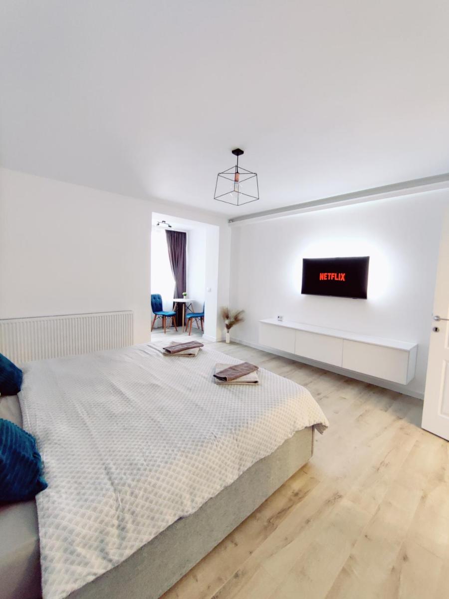 Chic Studio Târgu Jiu - Housity