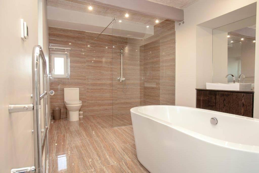 Luxurious 3 bedroom Villa with a pool in Siggiewi - Housity