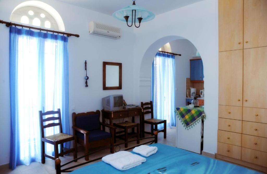 Karyatides Homes - Housity