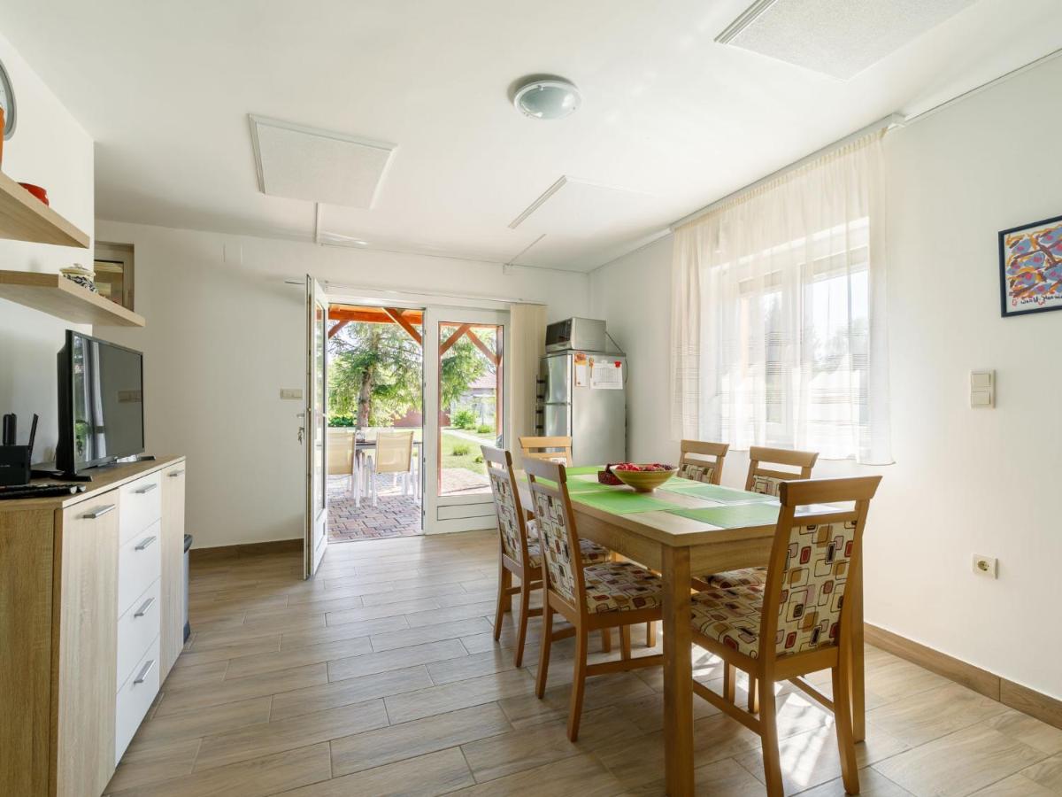Suitetrails - Holiday Home Pear Trees by Interhome