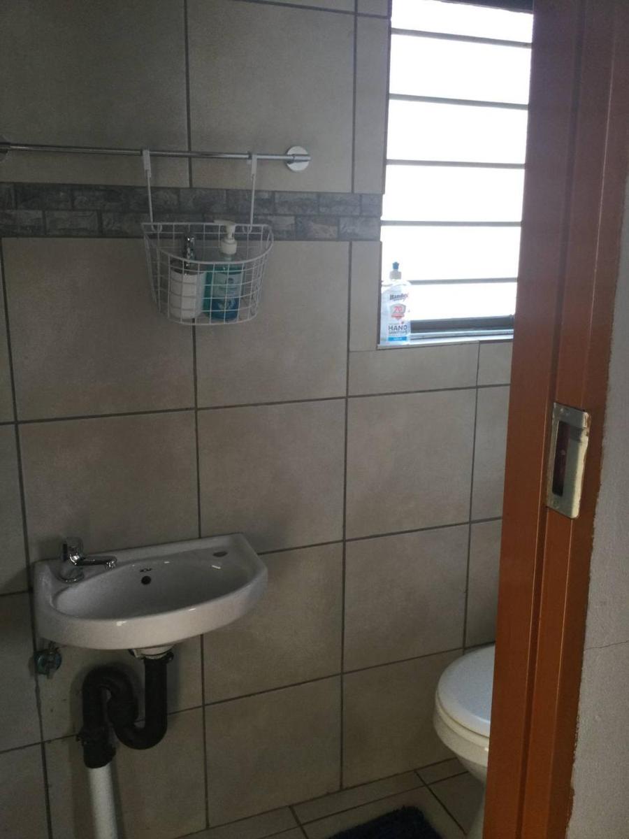 Suitetrails - Ruros Guest House