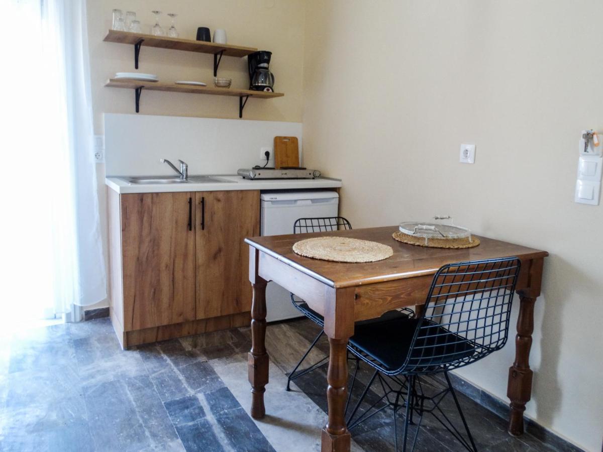 Elena Apartments - Housity