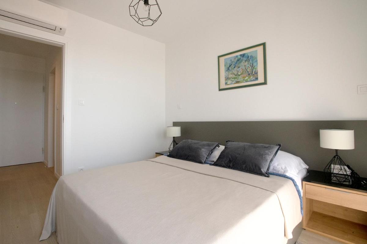Island View Luxury Apartments - Housity