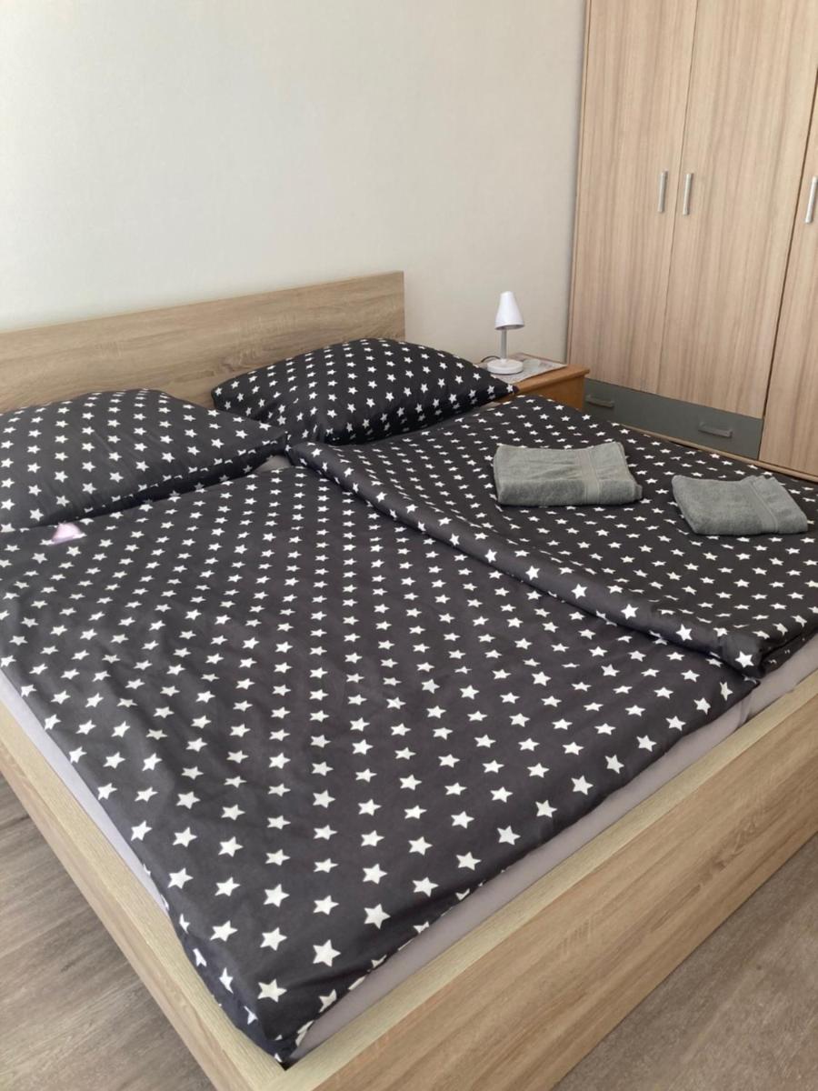 Apartmán EDITA - byt s terasou a parkovacím stáním, Topolová, Olomouc - Housity