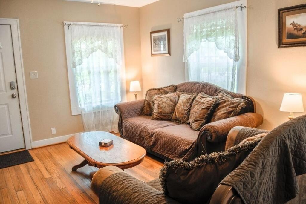 Home Away from Home All the comforts of home - Housity