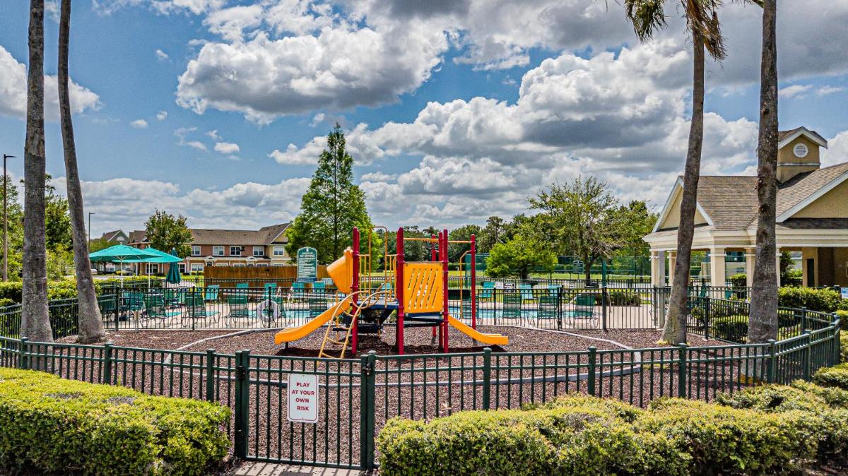 Imperial Vacation Rental - Housity
