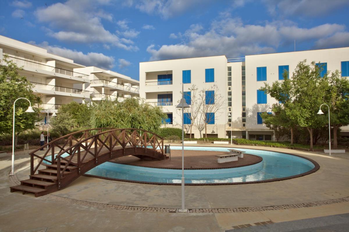 A piscina em ou perto de Marina Club Lagos Resort