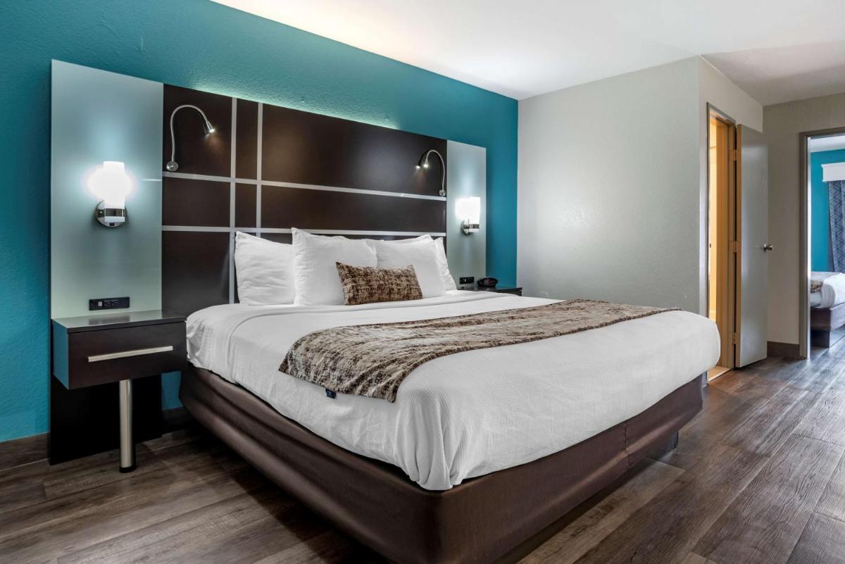 Best Western Carlton Suites - Housity