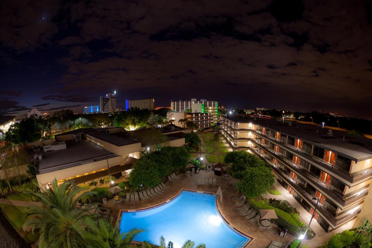Rosen Inn at Pointe Orlando - Housity