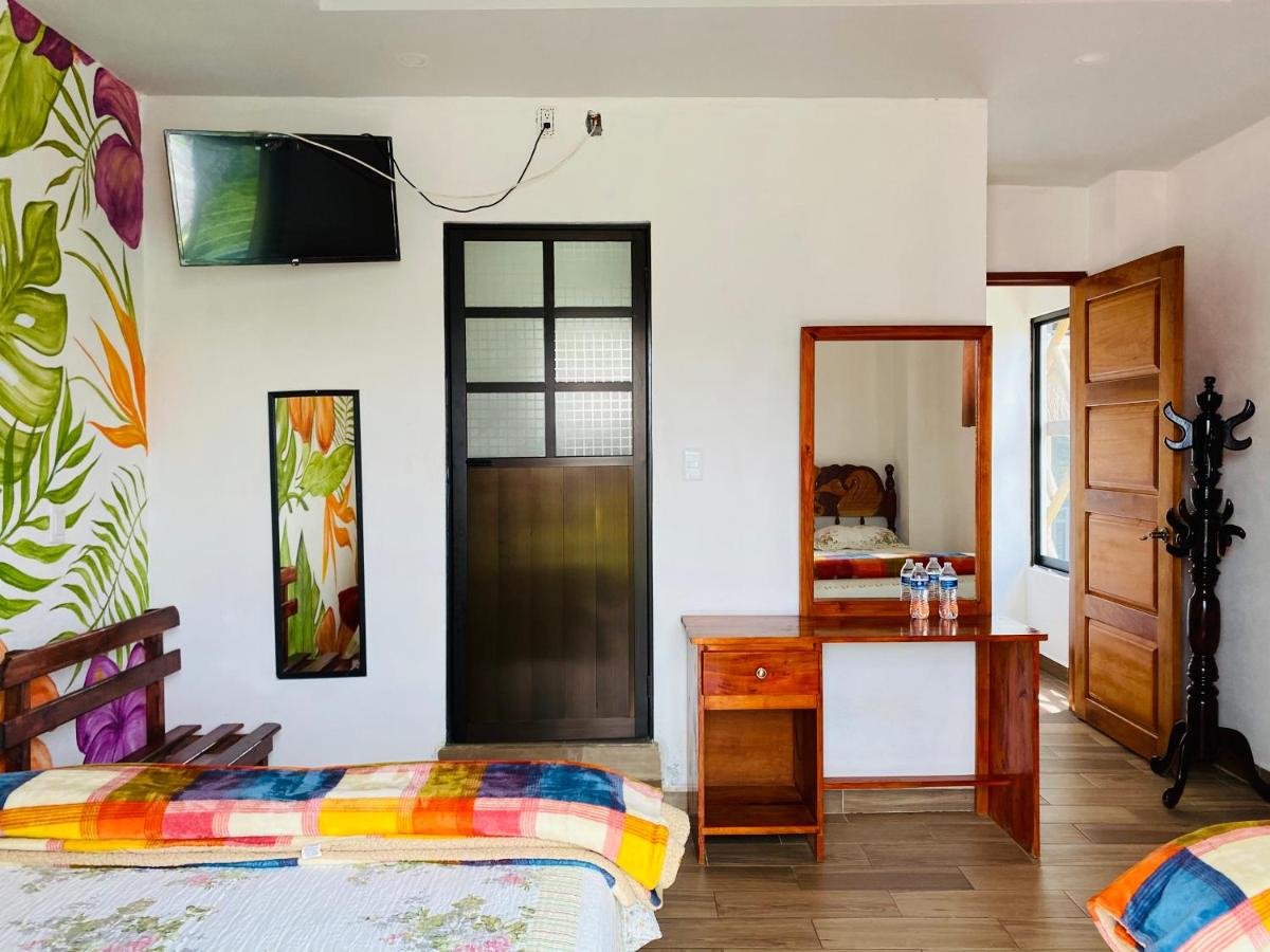 K&M HOTEL - Housity