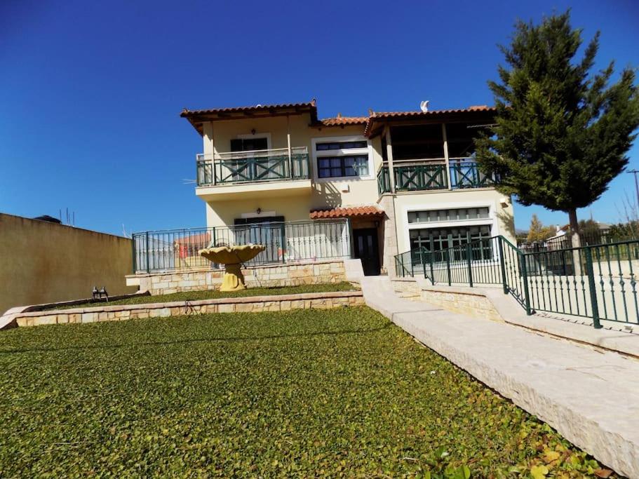 Family cosy Vila, swimming pool, close to Nauplio - Housity