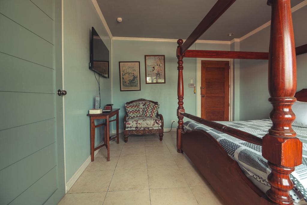 Cebu Shineland - Housity