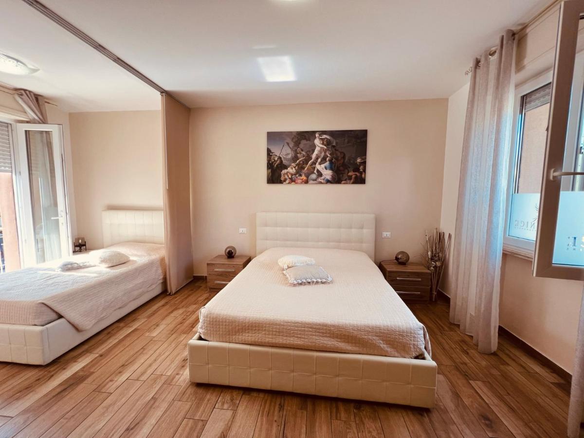 Affitta camere La Fenice di Folli Lorella - Housity
