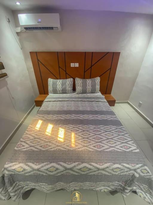 Easywalk2shops Pool Patio Netflix 160 Mbps - Housity