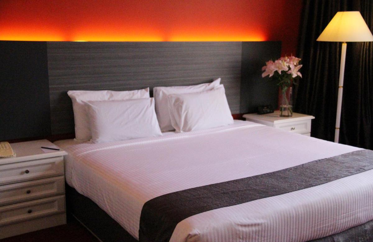Grand Riverview Hotel - Hizvo