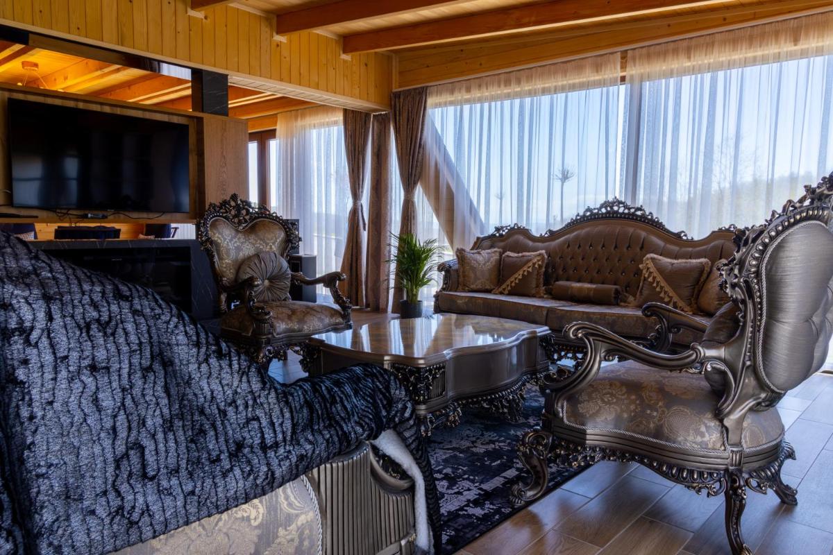 Suitetrails - Batllava Premium Resort Villa 1