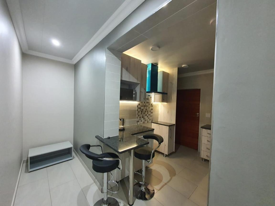 Faan's Sapphire Guest Accommodation - Housity