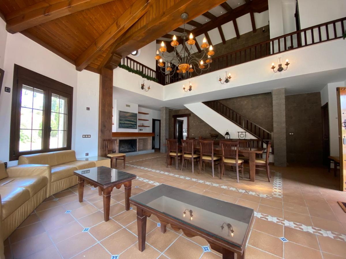 VILLA BRISA DE LA ANTILLA - Housity