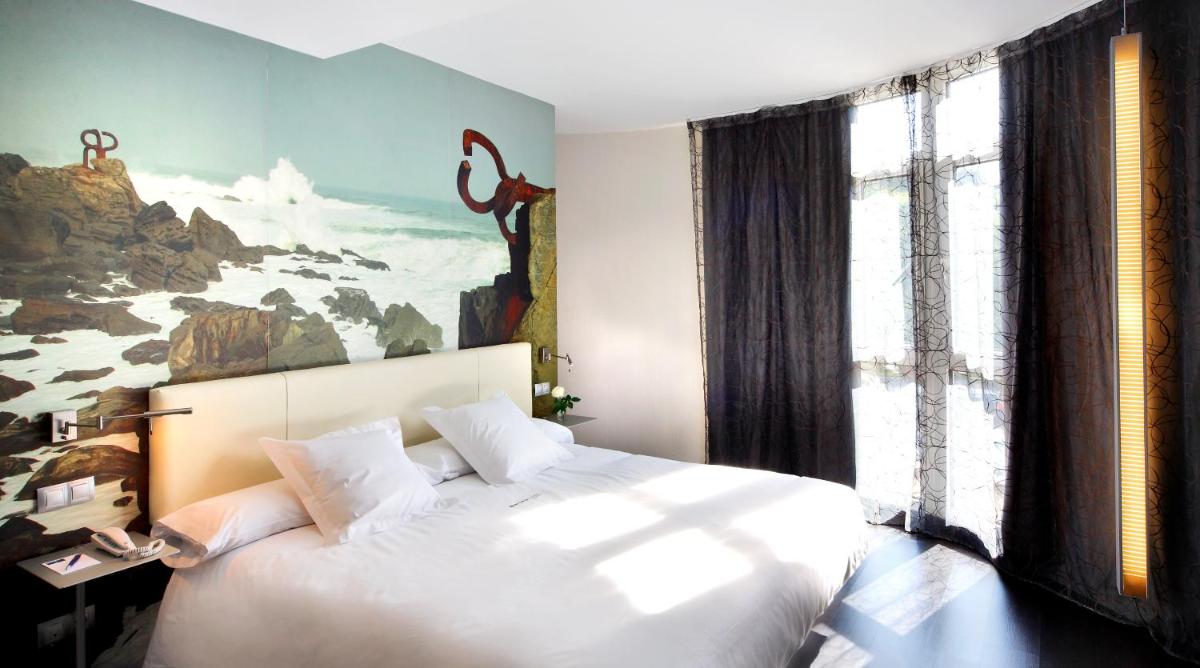 Cama o camas de una habitación en Barceló Costa Vasca