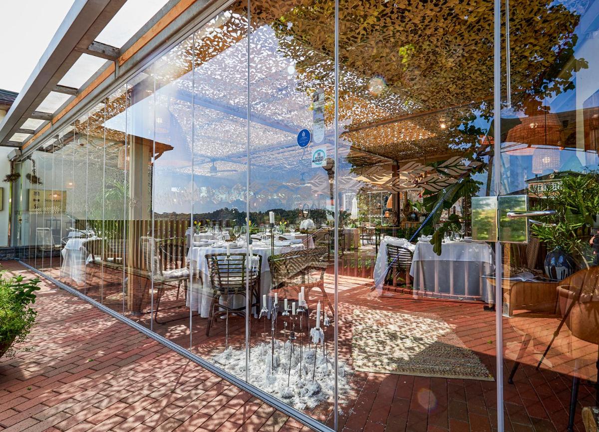Un restaurante o sitio para comer en La Piconera Hotel & Spa