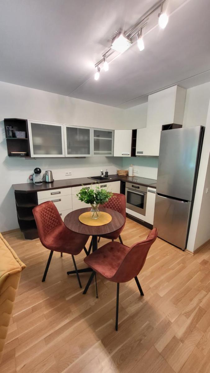 Vallikraavi Home - Housity