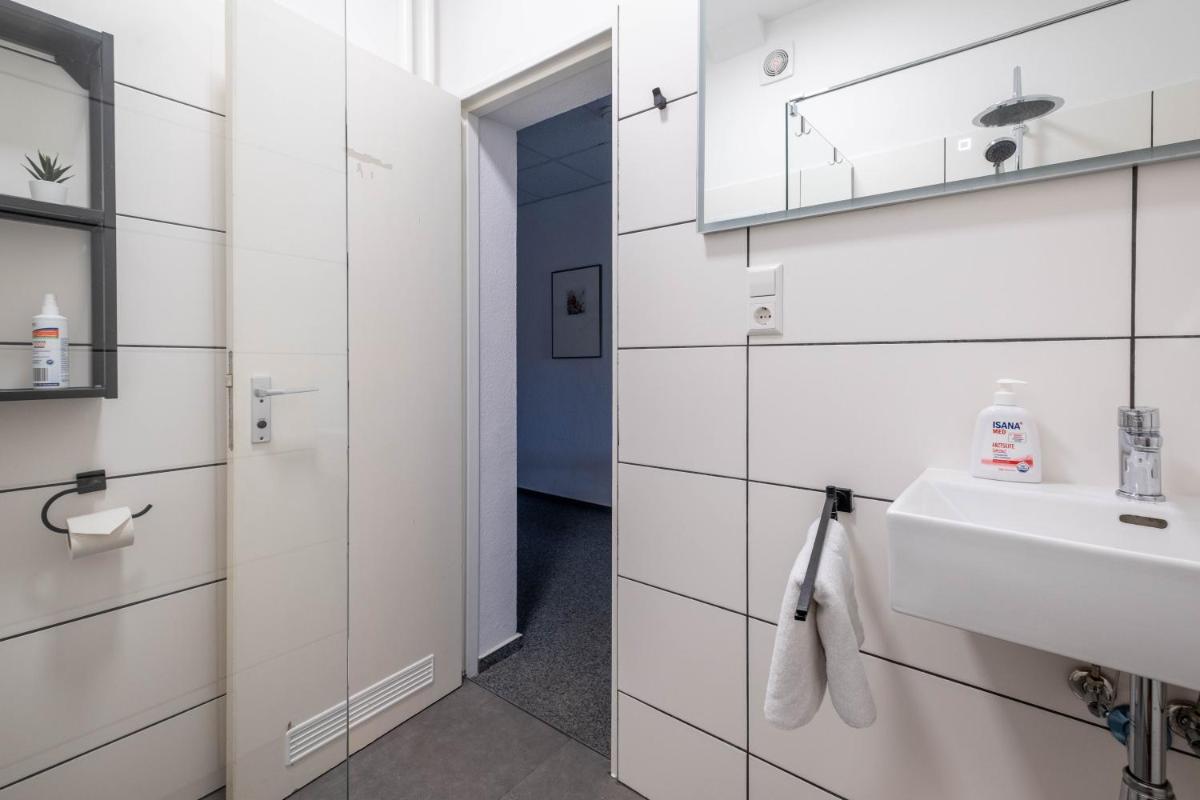 Suitetrails - ROOM 1 / ROOM 2