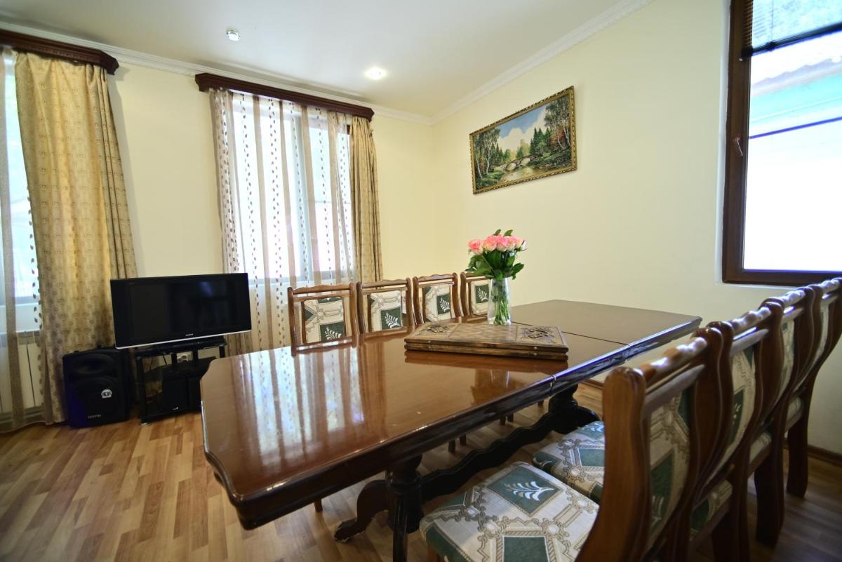 Suitetrails - Sevan Comfortable Cottages by SeaSide