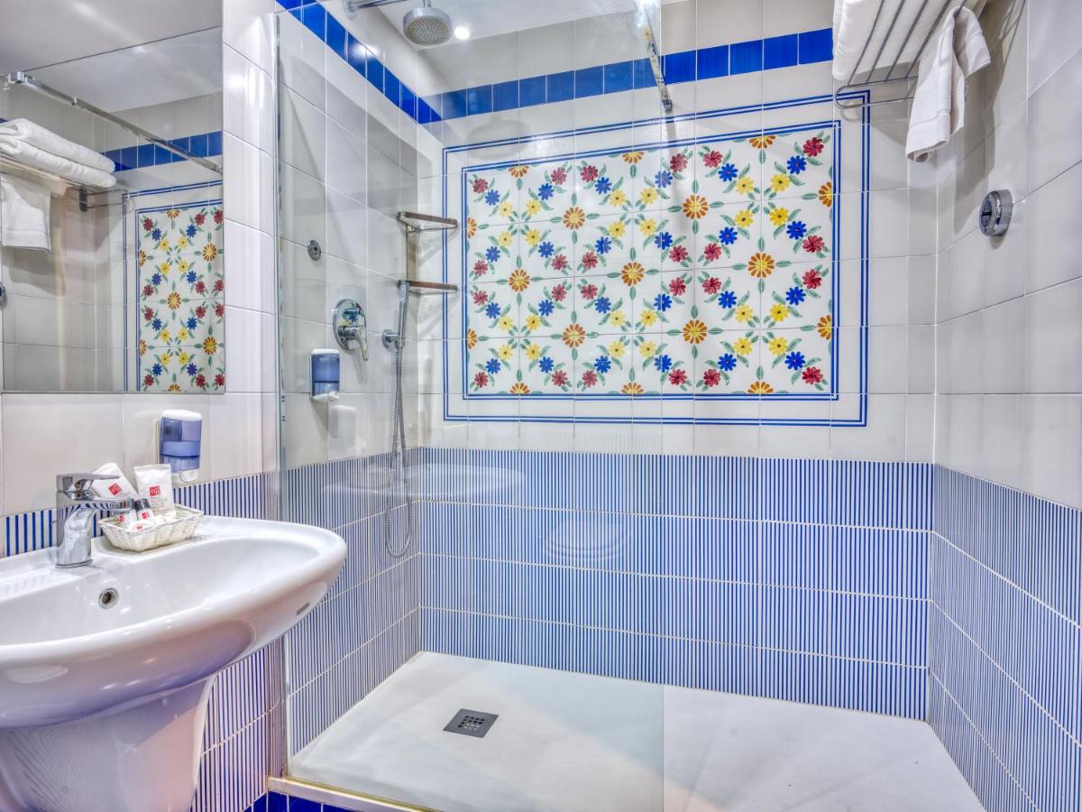 Hotel Caesar Palace - Housity