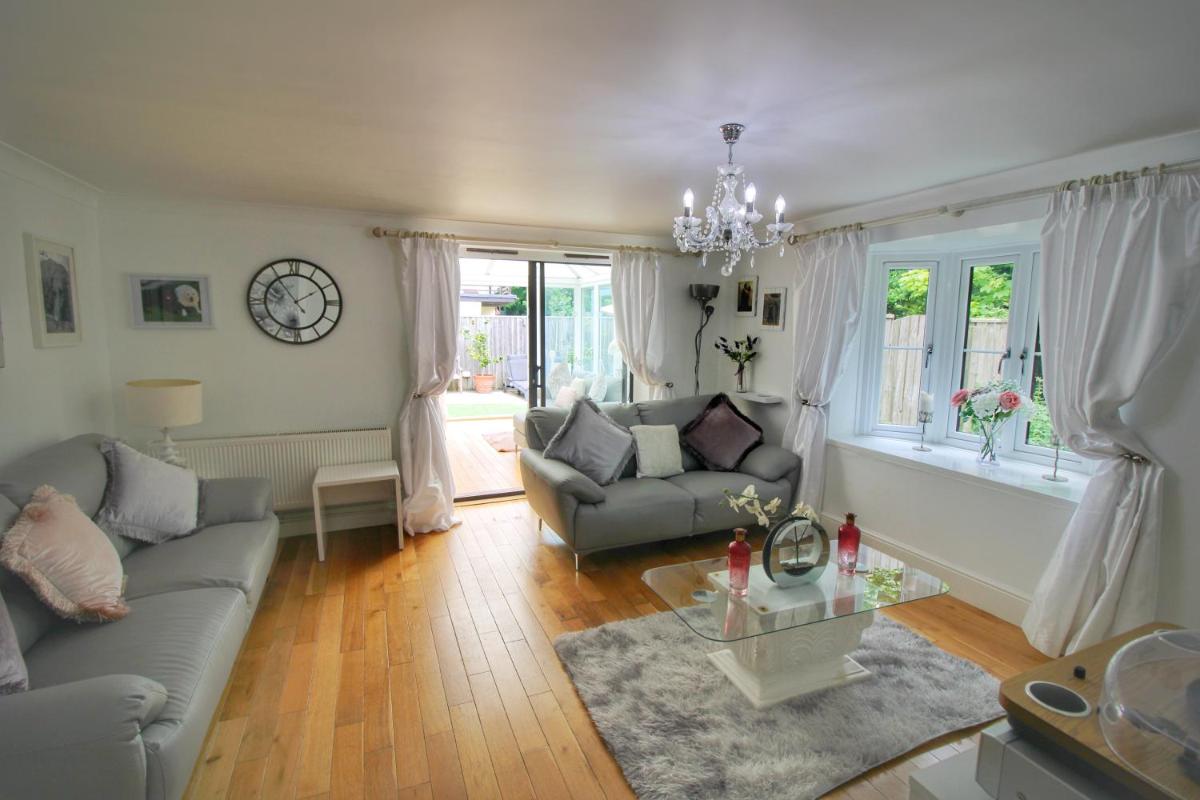 Charlton House - Housity