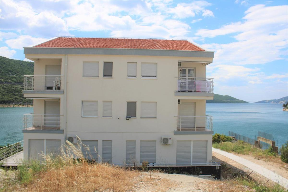 Apartman Tamara with Beautiful Sea View - Housity