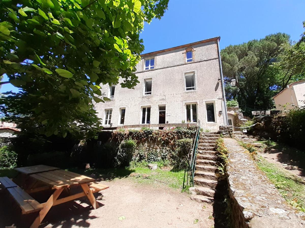 Village de Gîtes du Moulin Neuf - Housity
