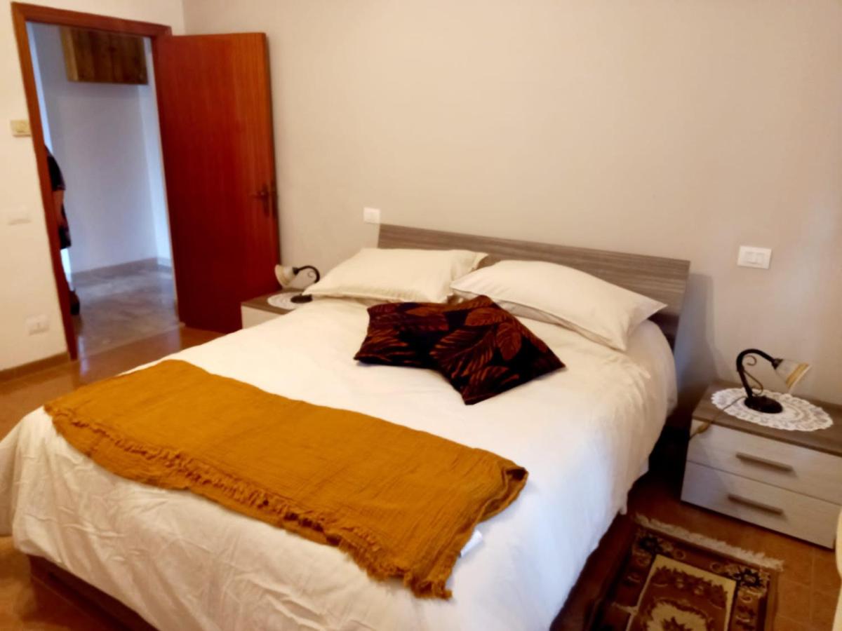 Casa San Rocco: Spazioso Appartamento con Giardino - Housity