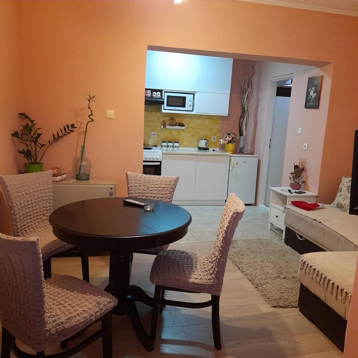 Apartman Bebuš - Housity