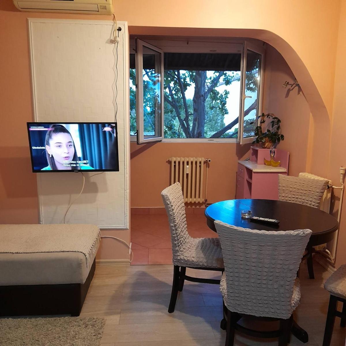 Apartman Bebuš - Housity