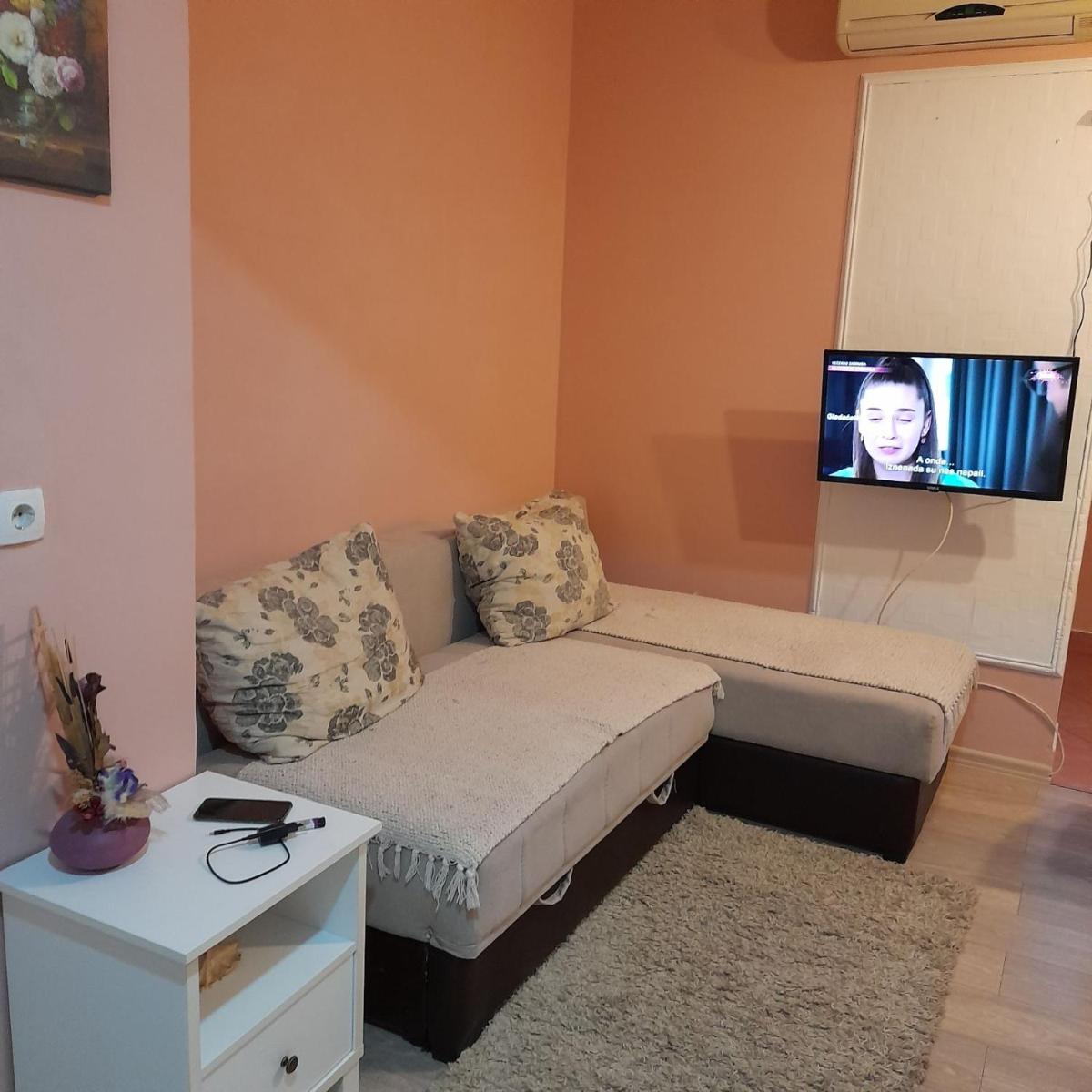 Apartman Bebuš - Housity