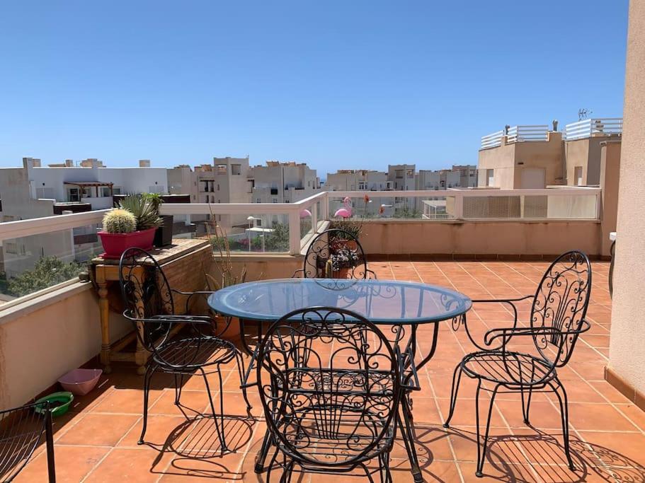 Ático con terraza en el Toyo - Housity