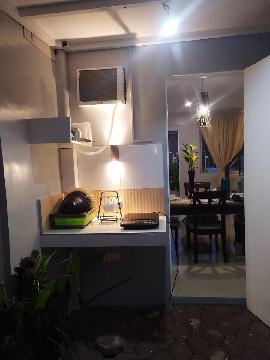 Balai ni AA with 3bedrooms, 6beds, 10pax, small pool, outdoor bar & dining - Housity