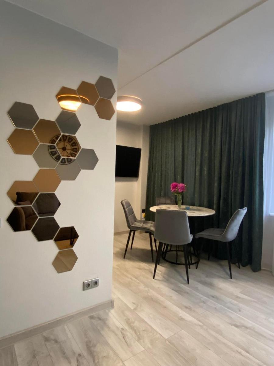 ADI Apartamentai - Housity
