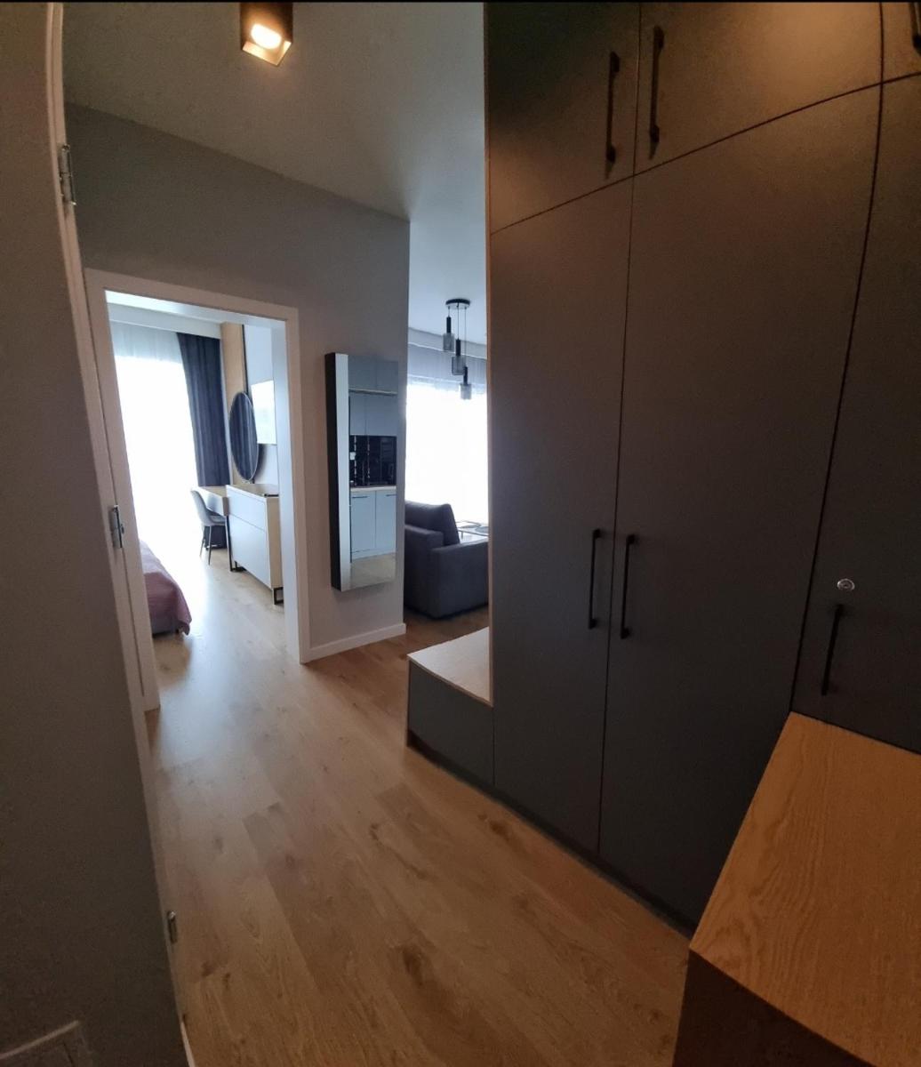 Apartament Plaza Tower Deluxe -Zagnańska (Garaż, Targi) - Housity