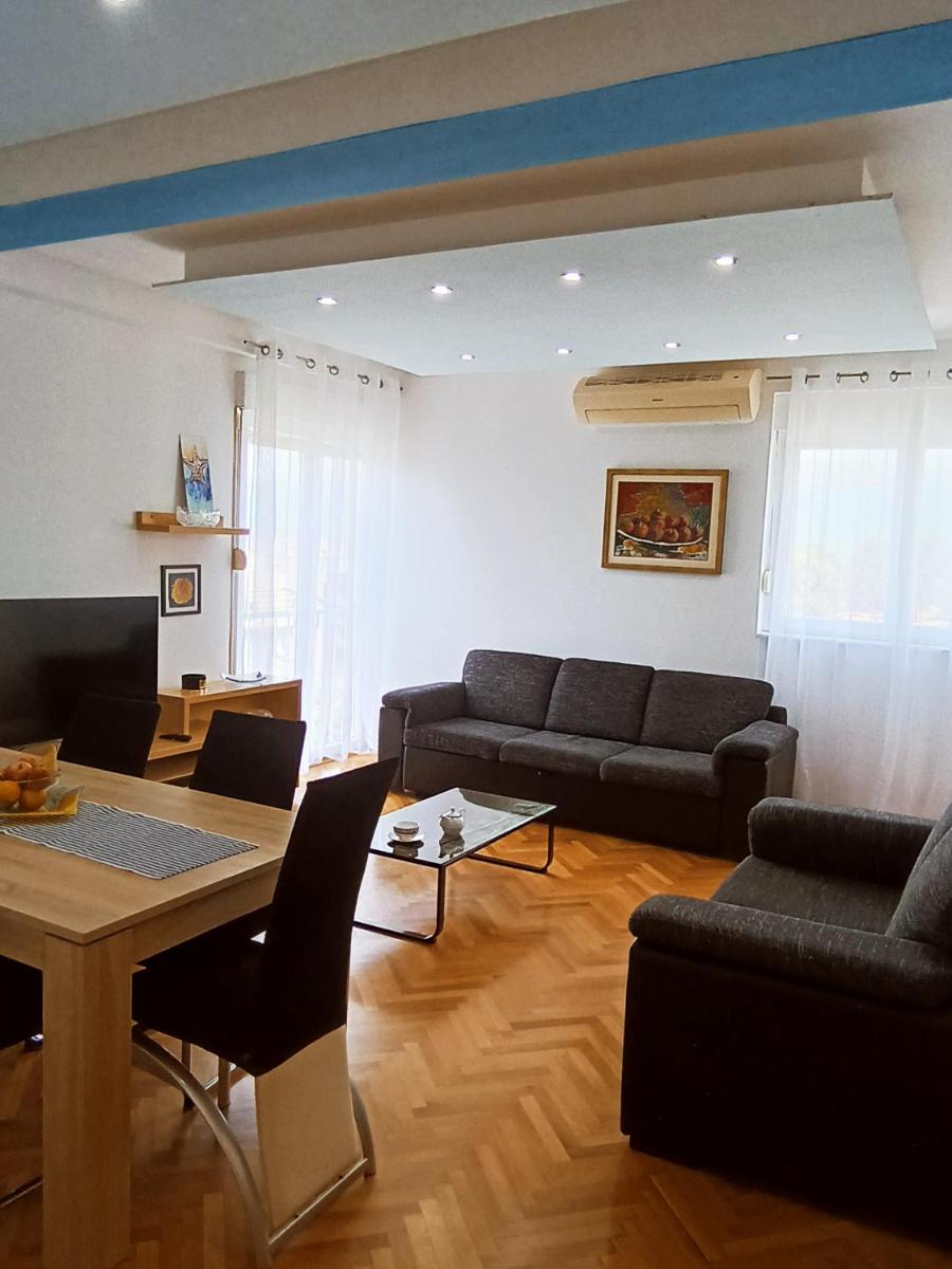 Apartments Ivan & Luka - Housity