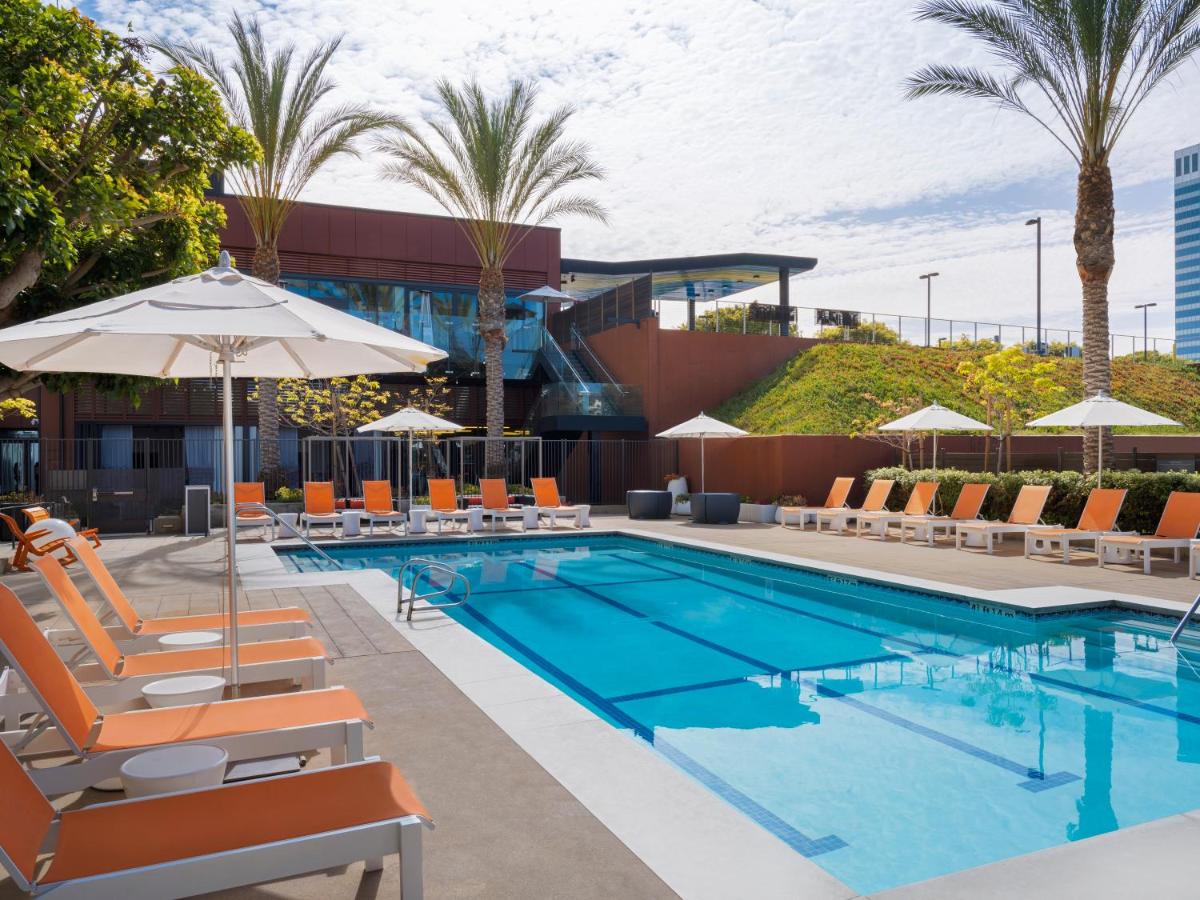Aloft El Segundo - Los Angeles Airport - Housity