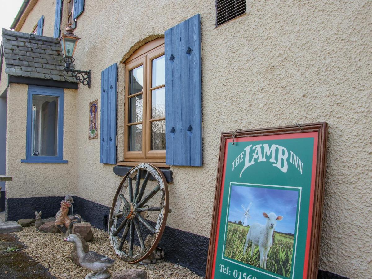 The Lamb Inn - Housity